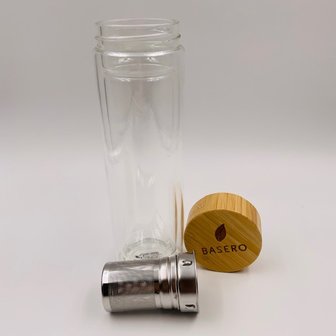 Glass bottle with tea filter